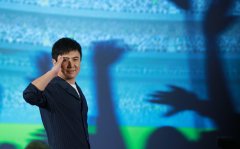 用娛樂消解嚴肅的飯圈思維為傳統影視行業帶來