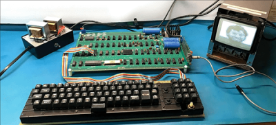 喬布斯親手編號電腦44萬美元成交