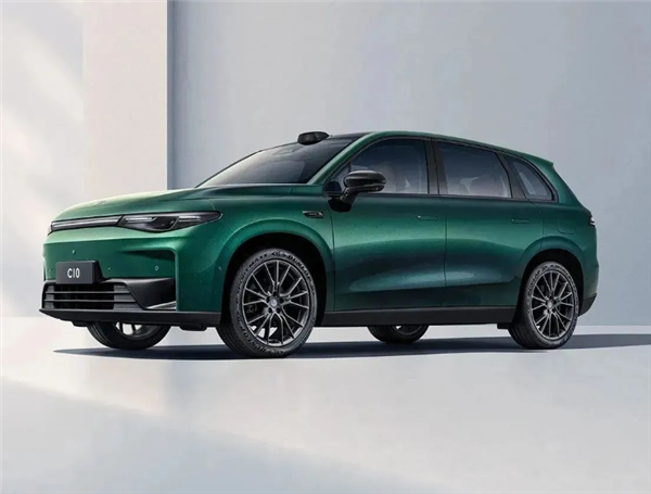 訂單已超4.5萬臺 零跑C10今日上市：10多萬的“小理想”來了