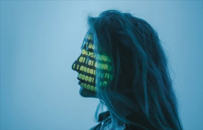 諾獎得主：AI不會取代絕大多數工作 年輕人要重