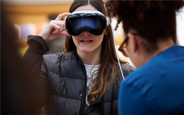 曝蘋果Vision Pro砍單：市場需求斷崖式下滑