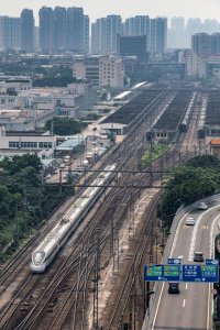 香爐山站開啟鐵水聯運新篇章,武漢貨運樞紐地