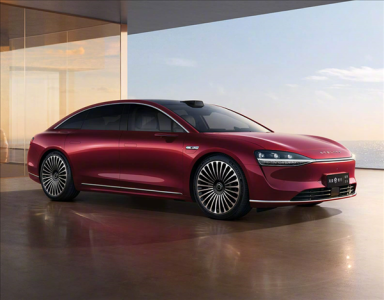 鴻蒙智行：一二線城市10分鐘就有1個充電站 高速