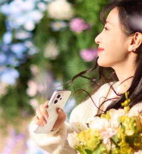 田曦薇代言！vivo S50真機(jī)偷跑：圓角后置三顆+全